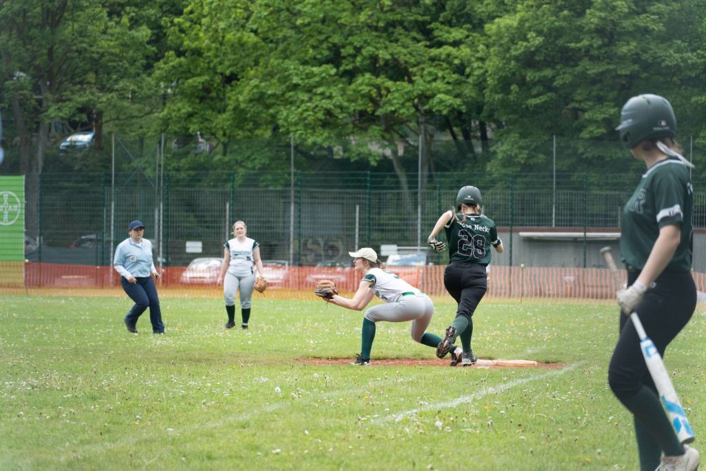 13.05.2023 - Softball Landesliga Damen I - Wuppertal Stingrays vs. Ratingen Goose-Necks 2